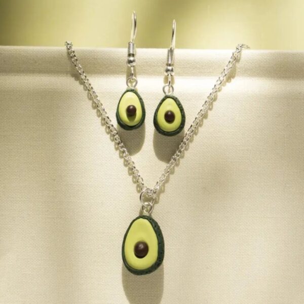 fruta, palta, bisuteria, porcelana fría, collar, aretes, manos obreras, bolivia, hecho a mano, artesanías