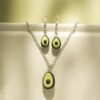 fruta, palta, bisuteria, porcelana fría, collar, aretes, manos obreras, bolivia, hecho a mano, artesanías
