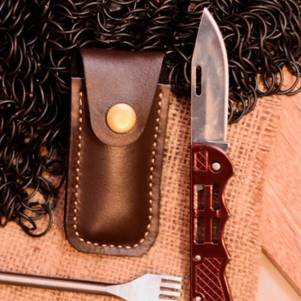 Cuchillos, funda, cuaderno, cuero, manos obreras, bolivia, hecho a mano, artesanias