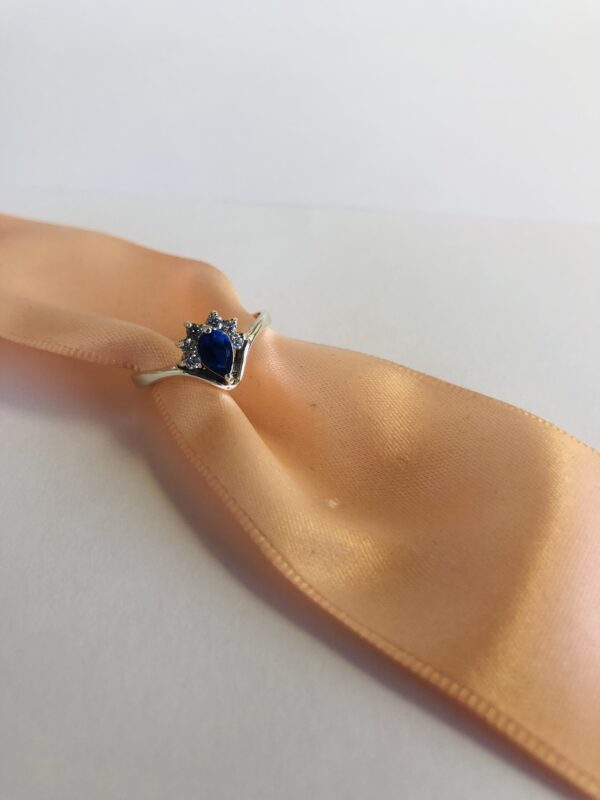 anillo, plata, circon, collar, aretes, manos obreras, bolivia, hecho a mano, artesanías, joyas de plata