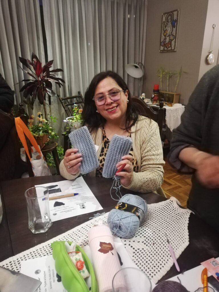 Manos Obreras, acción social