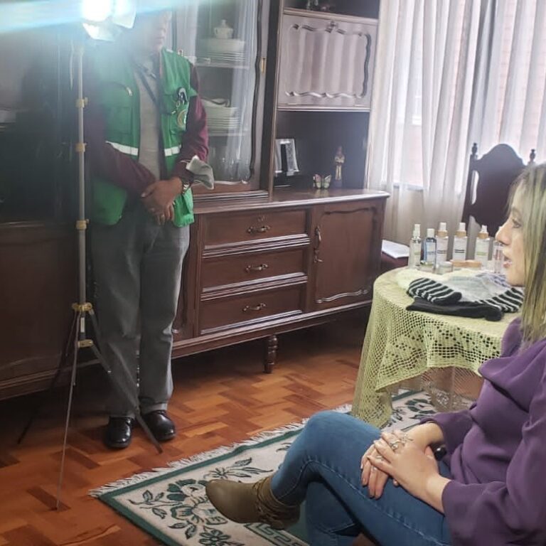 ENTREVISTAS, MANOS OBRERAS, BOLIVIA, MUJERES ARTESANAS