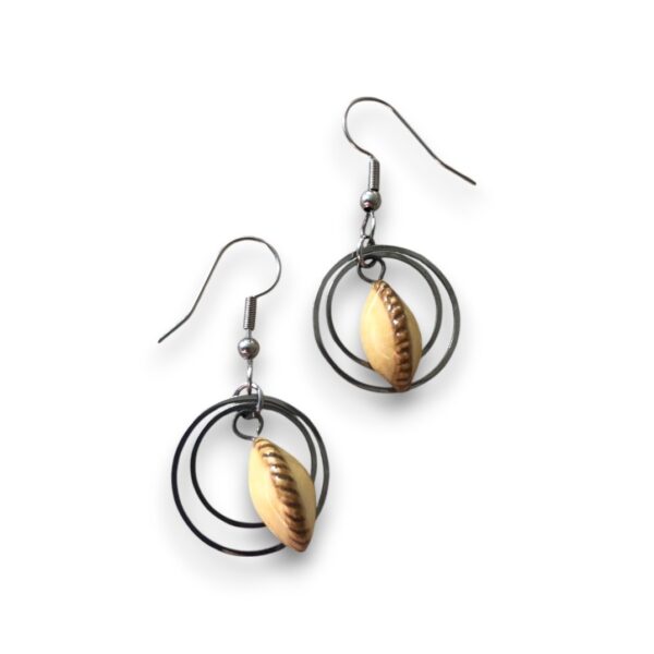 aretes,cerámica esmaltada, bisutería, manos obreras, Bolivia, hecho a mano, artesanías, mujeres artesanas