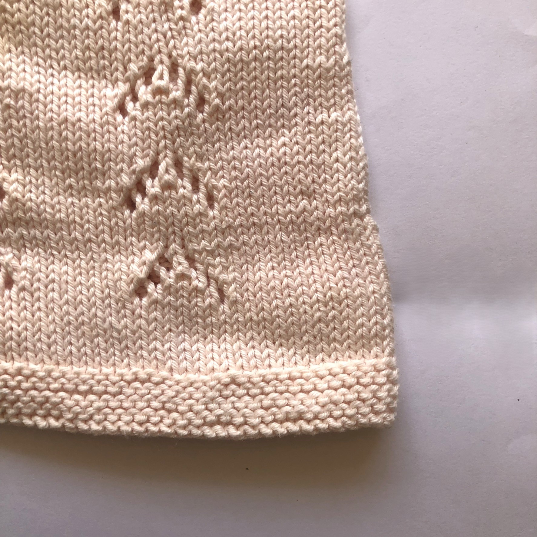 manos obreras, mujeres artesanas, la paz bolivia, artesanias, tejido, bebes, niño, niñas, lana, algadón, ropa bebe