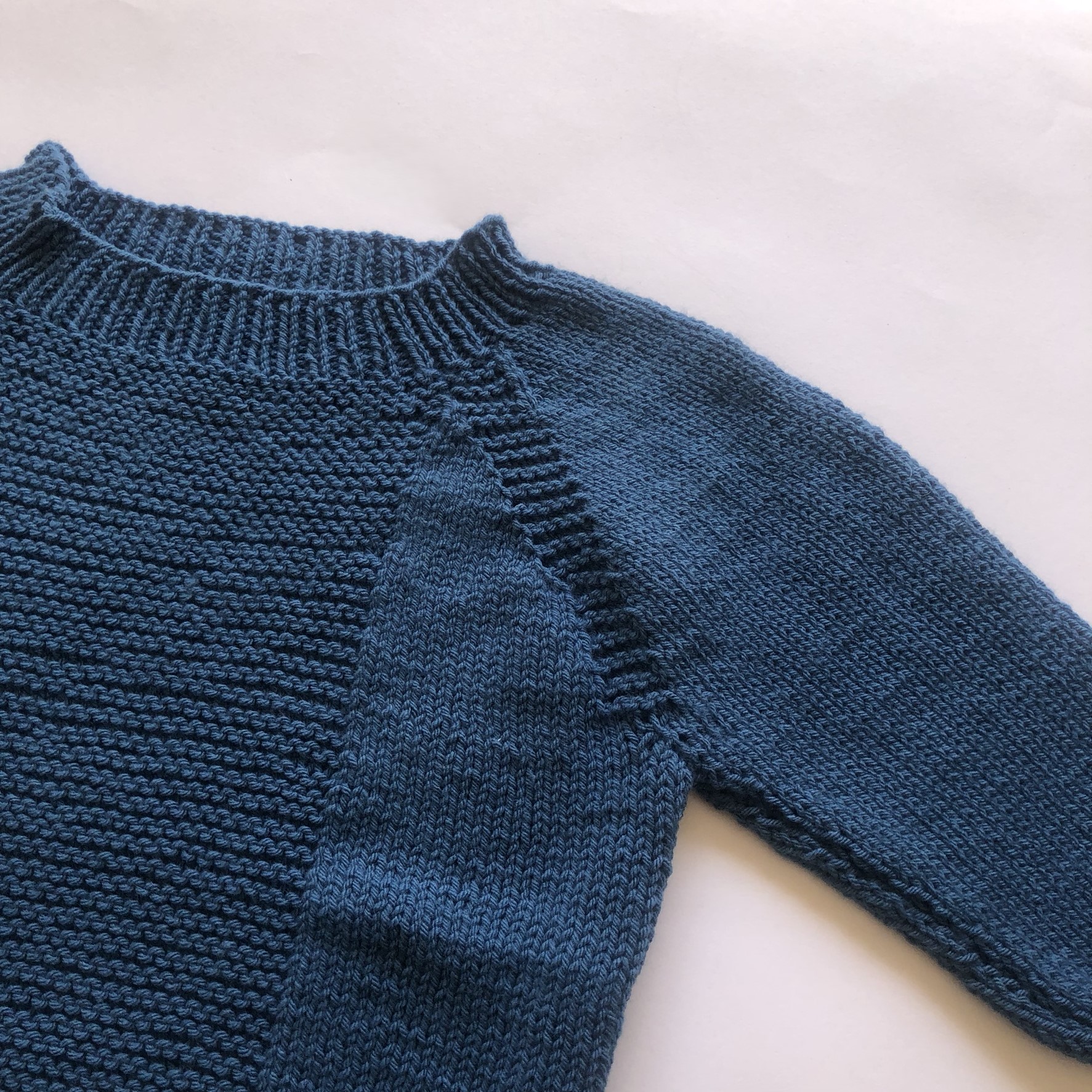 manos obreras, mujeres artesanas, la paz bolivia, artesanias, tejido, bebes, niño, niñas, lana, algadón, ropa bebe