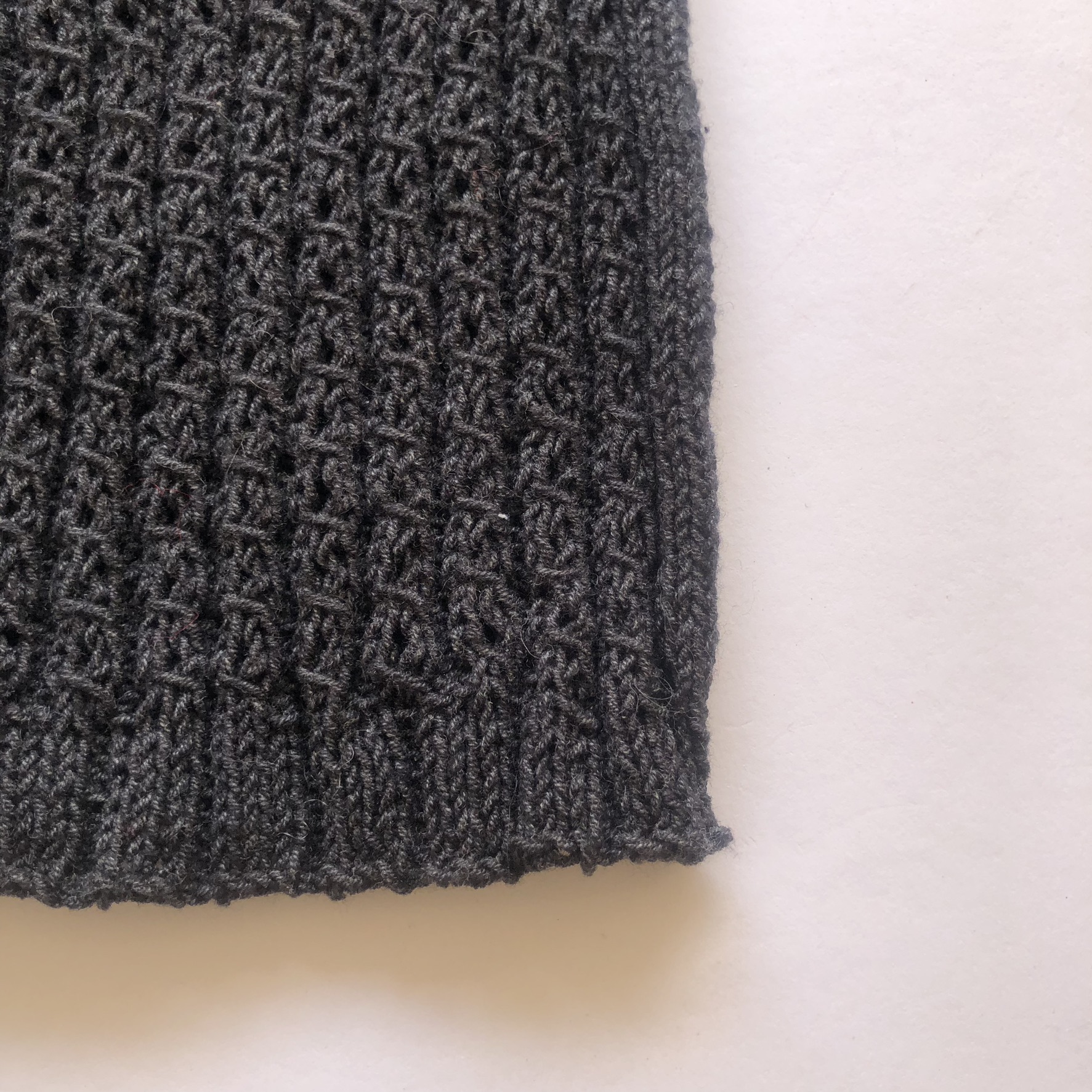 manos obreras, mujeres artesanas, la paz bolivia, artesanias, tejido, bebes, niño, niñas, lana, algadón, ropa bebe