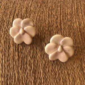 manos obreras, mujeres, artesanas, artesanías, hecho a mano, la az, bolivia, aretes , cerámica.