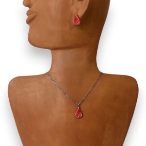 manos obreras, hecho a mano, mujeres, artesanas, bisutería, cerámica, esmaltada, dijes, collares, aretes