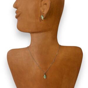 manos obreras, hecho a mano, mujeres, artesanas, bisutería, cerámica, esmaltada, dijes, collares, aretes