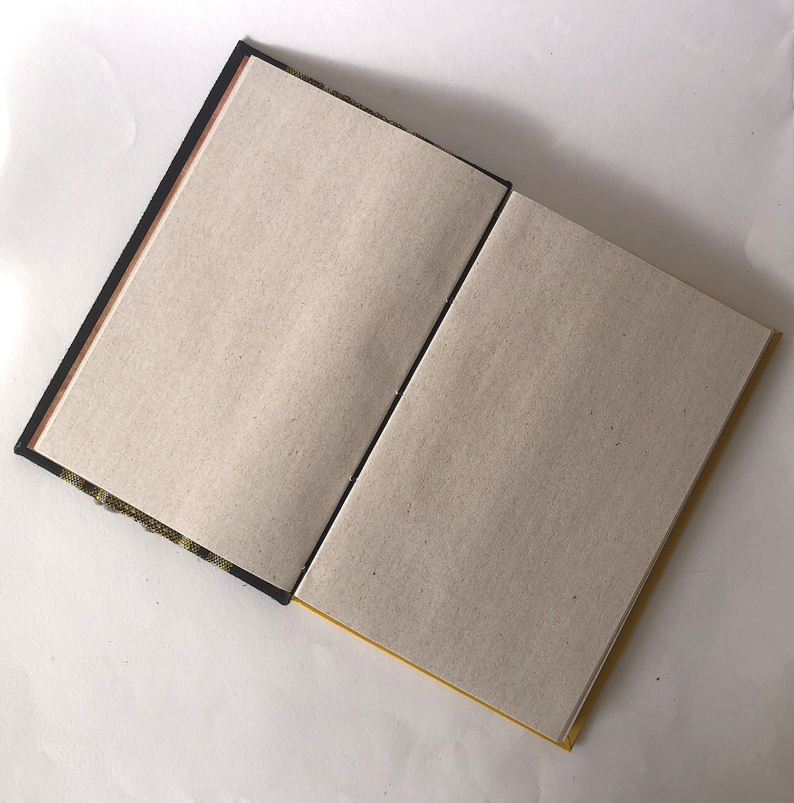 Cuadernos Artesanales Llamita Grande - Imagen 2