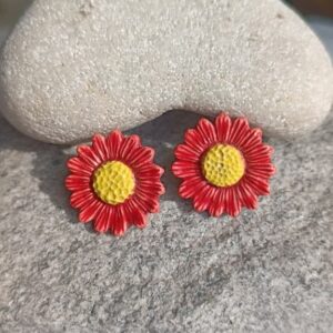 manos obreras. hecho a mano, mujeres artesanas, bisuteria, ceramica esmaltada, aretes, collar